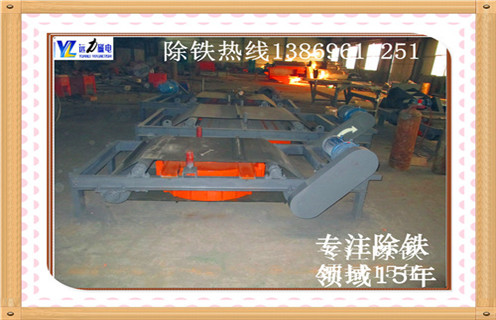 自卸式電磁除鐵器，吉林自卸式電磁除鐵器配件_吉林自卸式電磁除鐵器配件價(jià)格保養廠(chǎng)家配件_型號及工作視頻