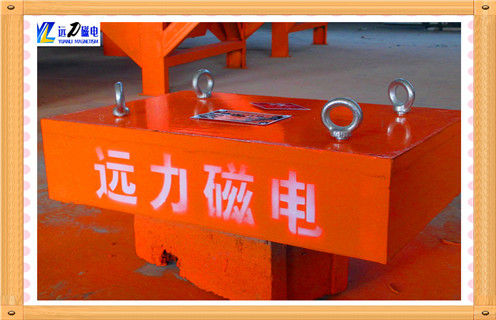 懸掛式自卸除鐵器，新疆懸掛式自卸永磁除鐵器_內部磁塊安裝方法_新疆懸掛式自卸永磁除鐵器型號視頻定制供應型號價(jià)格